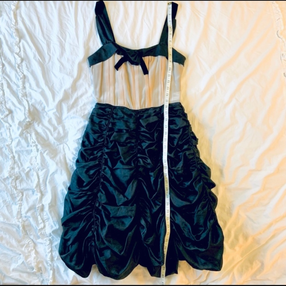 Marc Jacobs Black /Blush Sleeveless Full Ruched Bottom Dress Size 4 - Picture 7 of 8